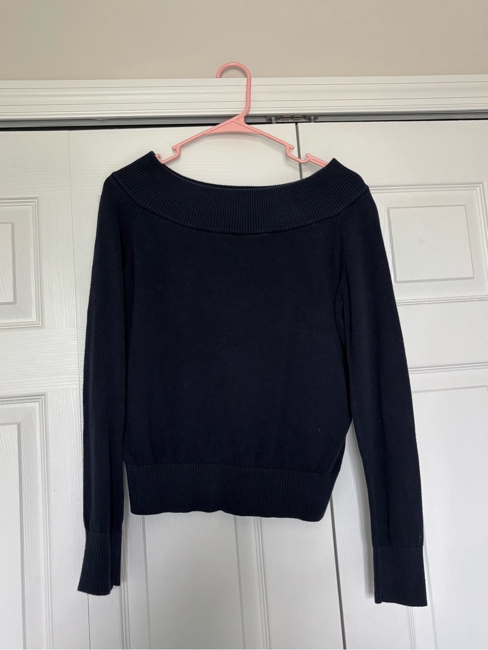 Brandy melville off the shoulder navy sweater - Picture 3 of 5